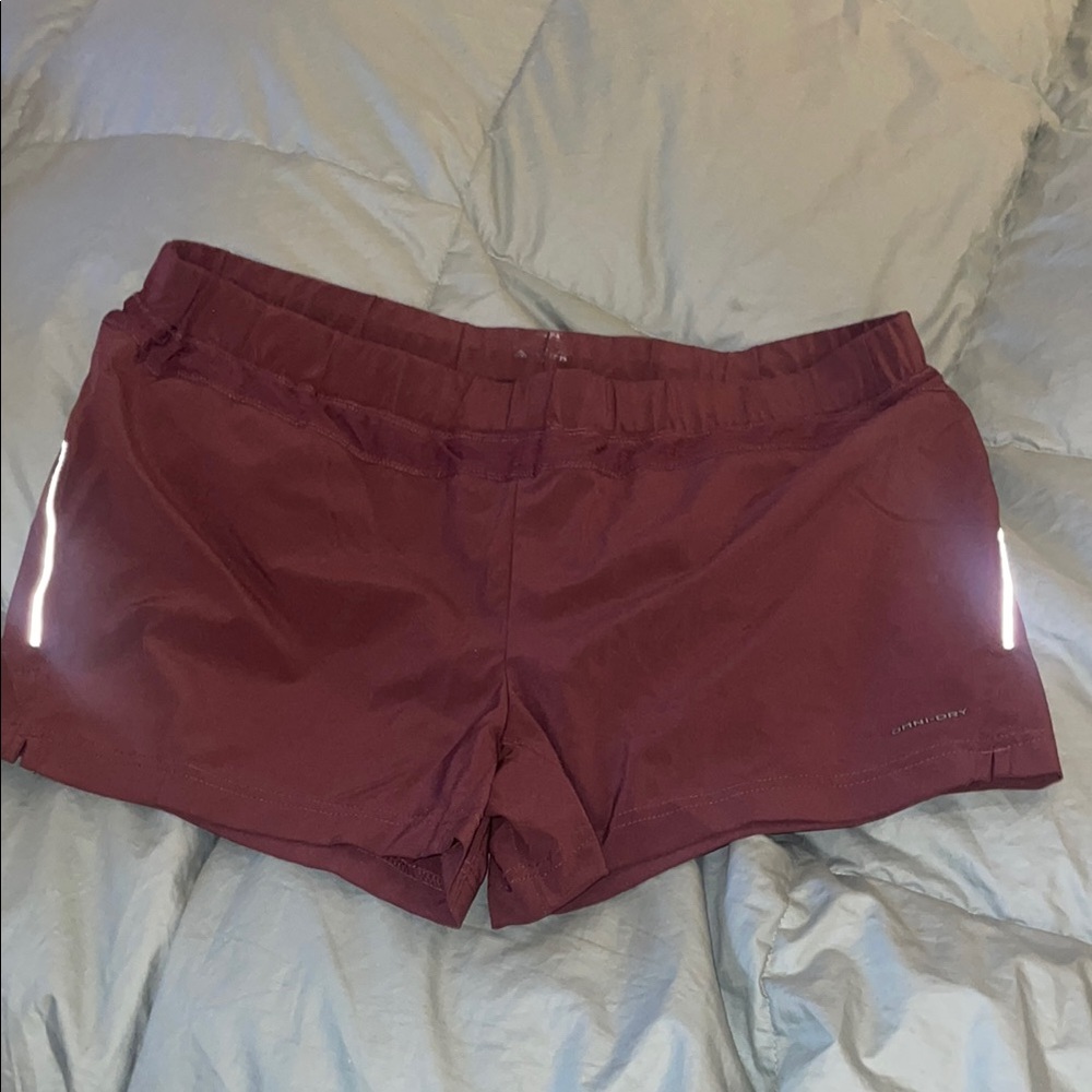 COLUMBIA ATHLETIC SHORTS